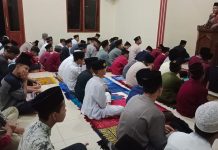 PPMTQ DAARUSSALAAM menyelanggarakan shalat Gerhana Total