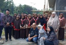 Donatur dari Singapura kunjungi Pembangunan Masjid Putri